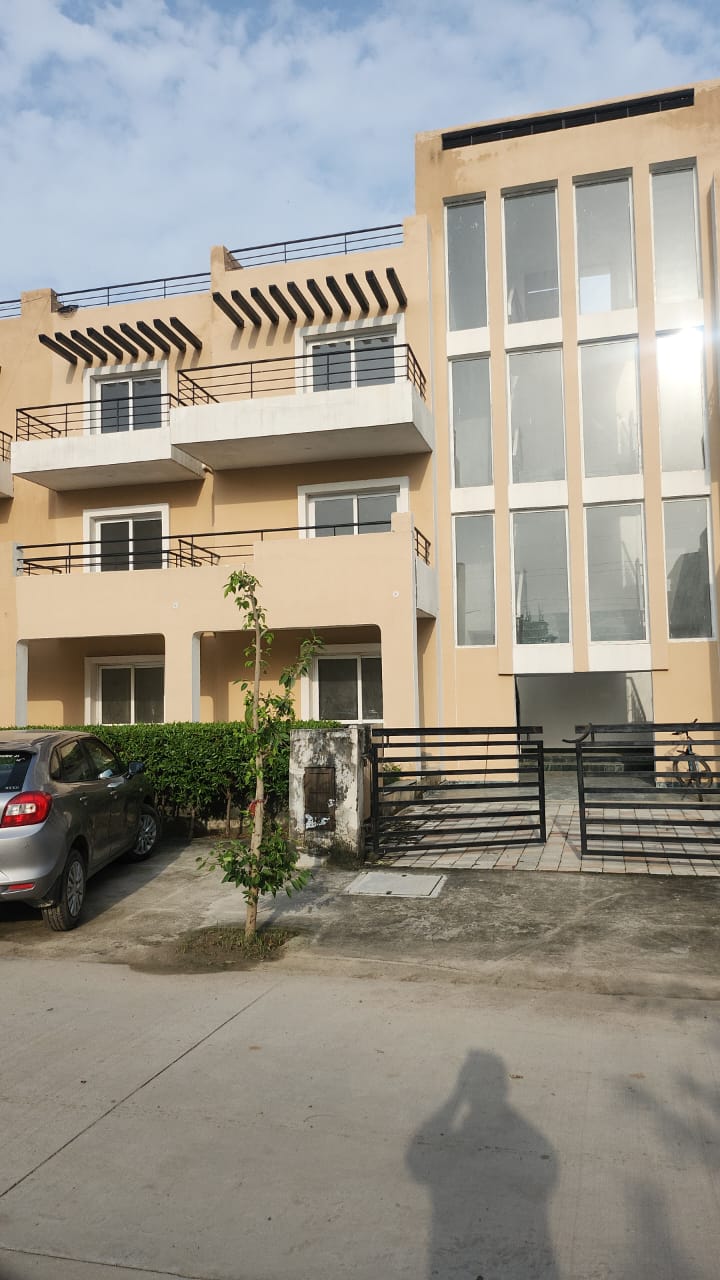 3 BHK + Servant Room Apartment For Sale in BPTP Park Elite Floors Sector 88