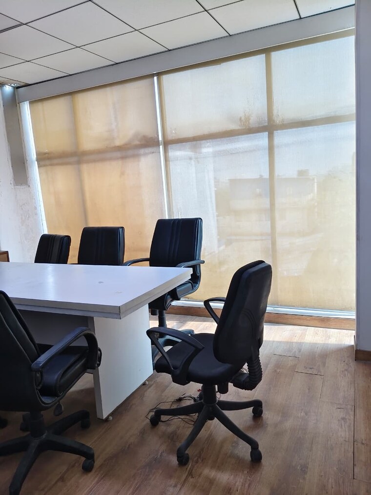 Team Area, sector 63 Commercial Office Space 1440 Sq.Ft. In Sector 63 Noida 9462133