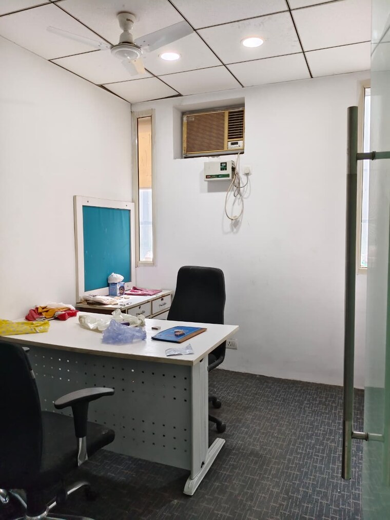 Team Area, sector 63 Commercial Office Space 1440 Sq.Ft. In Sector 63 Noida 9462133