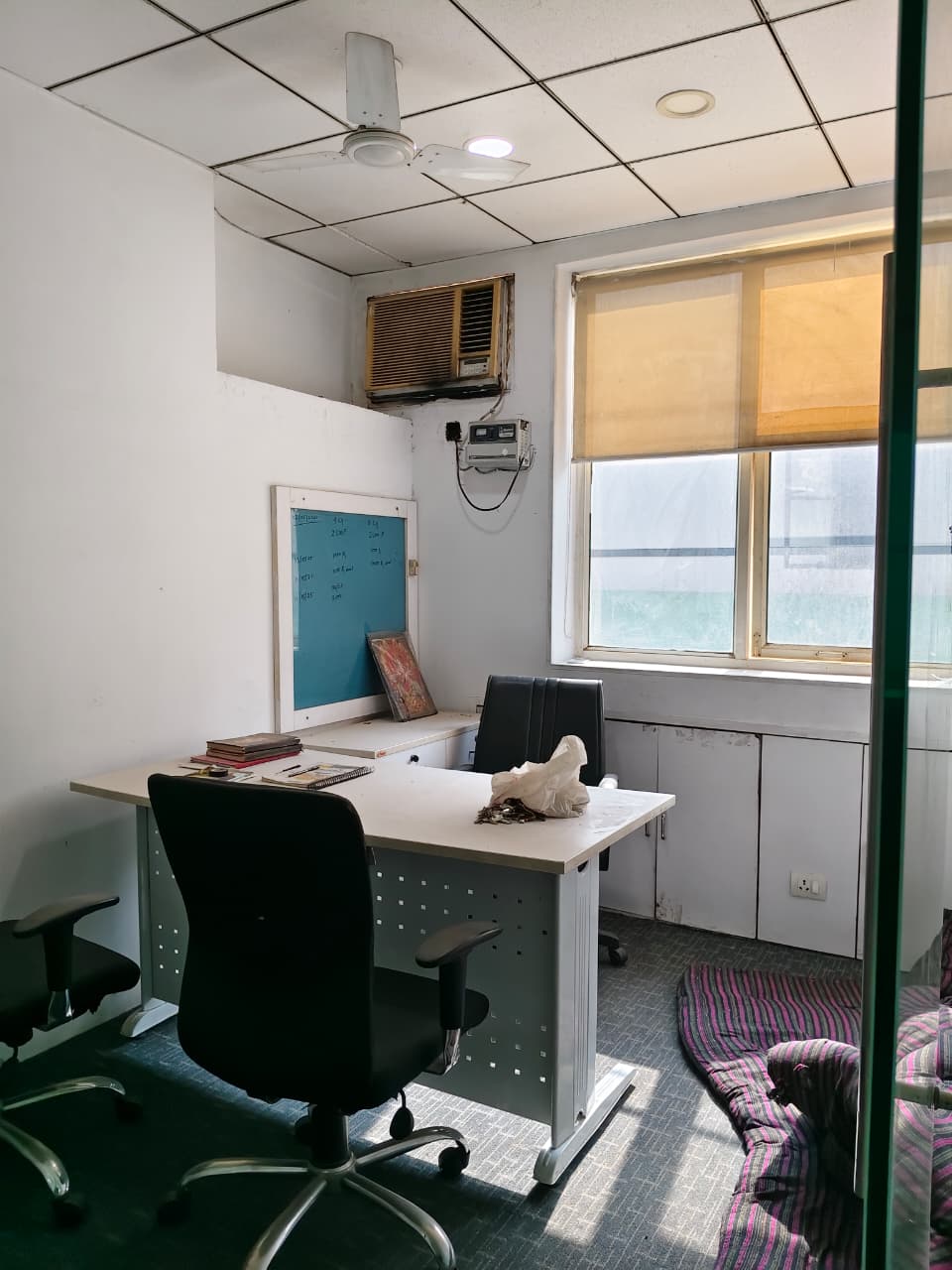Office Space For Rent in Sector 63