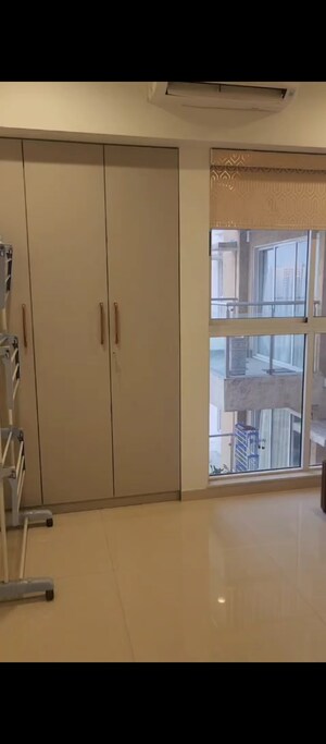 Room in 1 BHK Apartment at Lodha Upper Thane, Anjur – for Rent