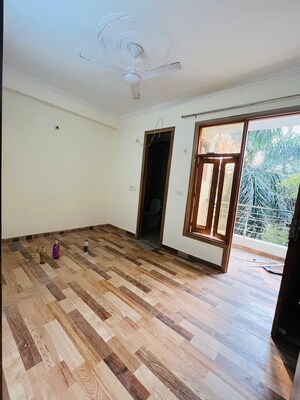 1 BHK Builder Floor For Rent in Chattarpur