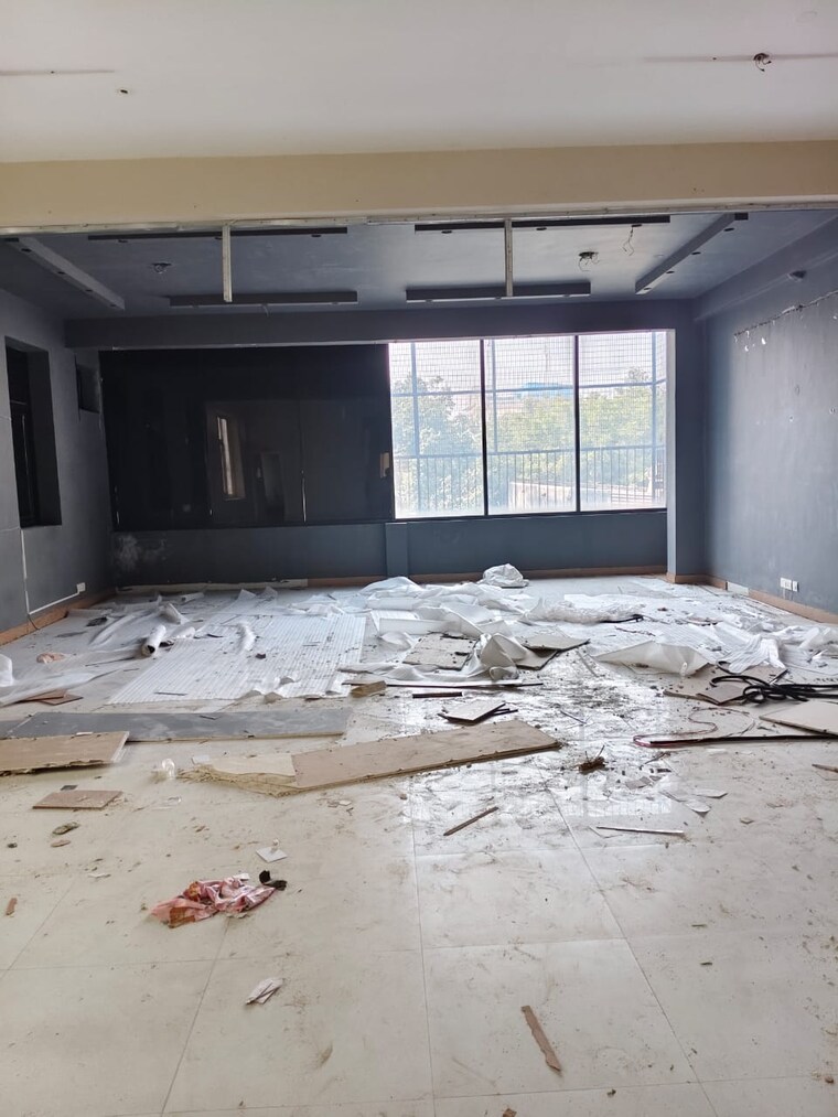 Bedroom, sector 63 Commercial Warehouse 1600 Sq.Ft. In Sector 63 Noida 9462170