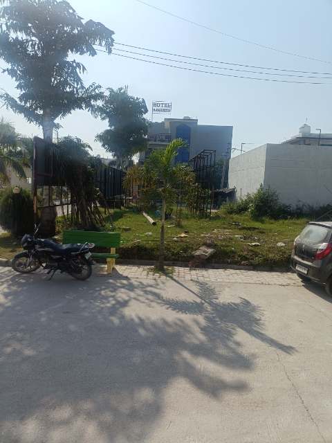 Plot For Sale in Adiyogi Colony 