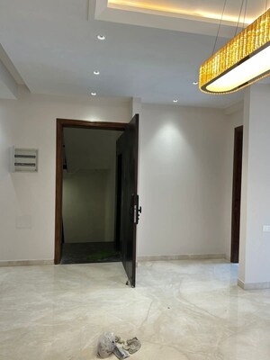 Room in 3 BHK Apartment at M3M Sky City, Sector 65 – for Rent
