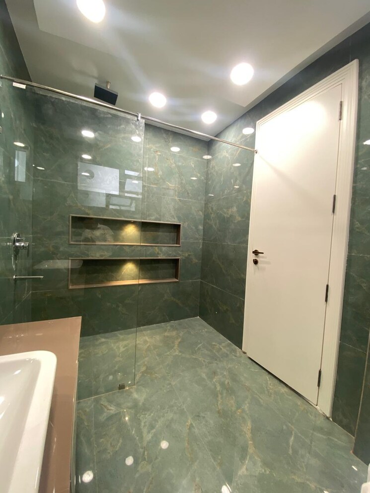 Kitchen, bptp-parkland-pride 3 Bedroom 250 Sq.Yd. Builder Floor In Sector 77 Faridabad 9462216