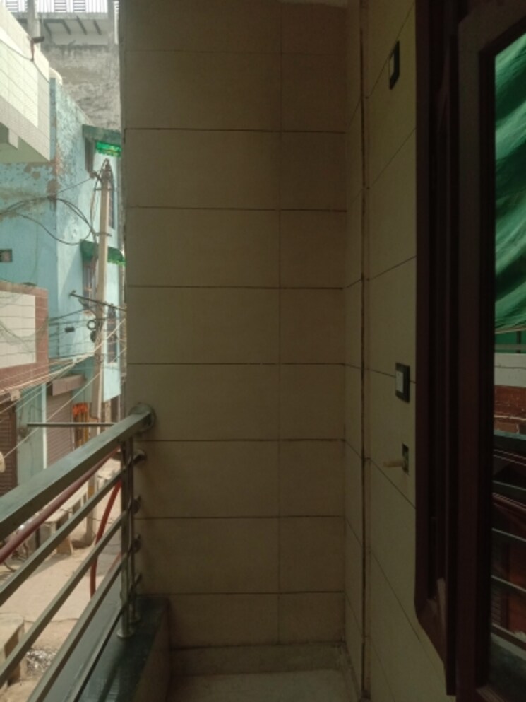 Balcony, dwarka mor 2 Bedroom 450 Sq.Ft. Builder Floor In Dwarka Mor Delhi 9462234