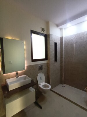 Bathroom in 3 BHK Builder Floor at Eros Rosewood City, Sector 49 – for Rent
