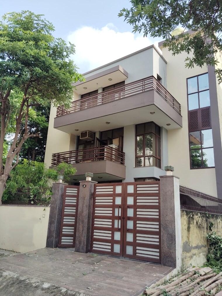 Exterior View, pal-garden 6+ Bedroom 252 Sq.Yd. Independent House In Sector 89 Faridabad 9462349