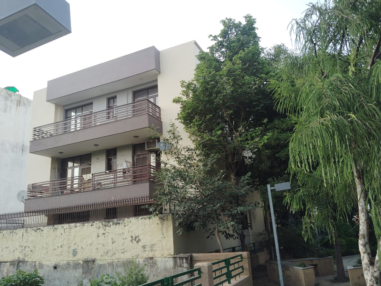 6+ BHK + Pooja Room Independent House For Sale in Pal Garden