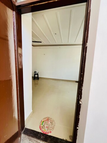 Furnished Amenities in 2 BHK Builder Floor at Pir Machalla – for Rent