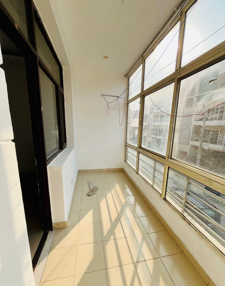 Balcony, pir machalla 2 Bedroom 1200 Sq.Ft. Builder Floor In Pir Machalla Zirakpur 9462281