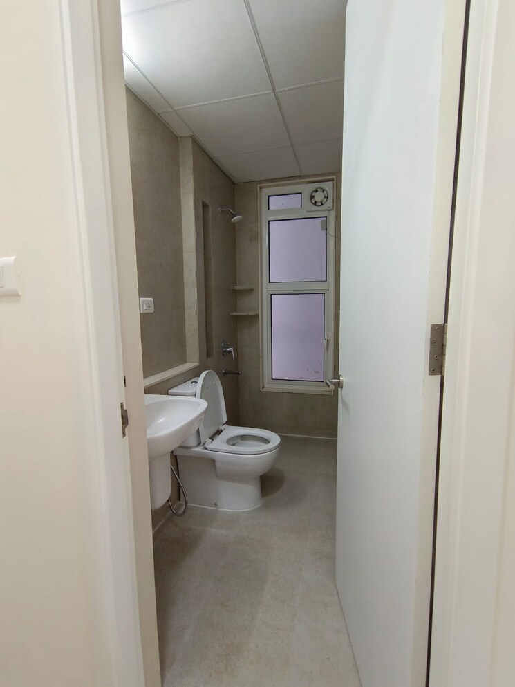 Bathroom, tata-serein 3 Bedroom 1140 Sq.Ft. Apartment In Pokhran Road No Two Thane 9462312