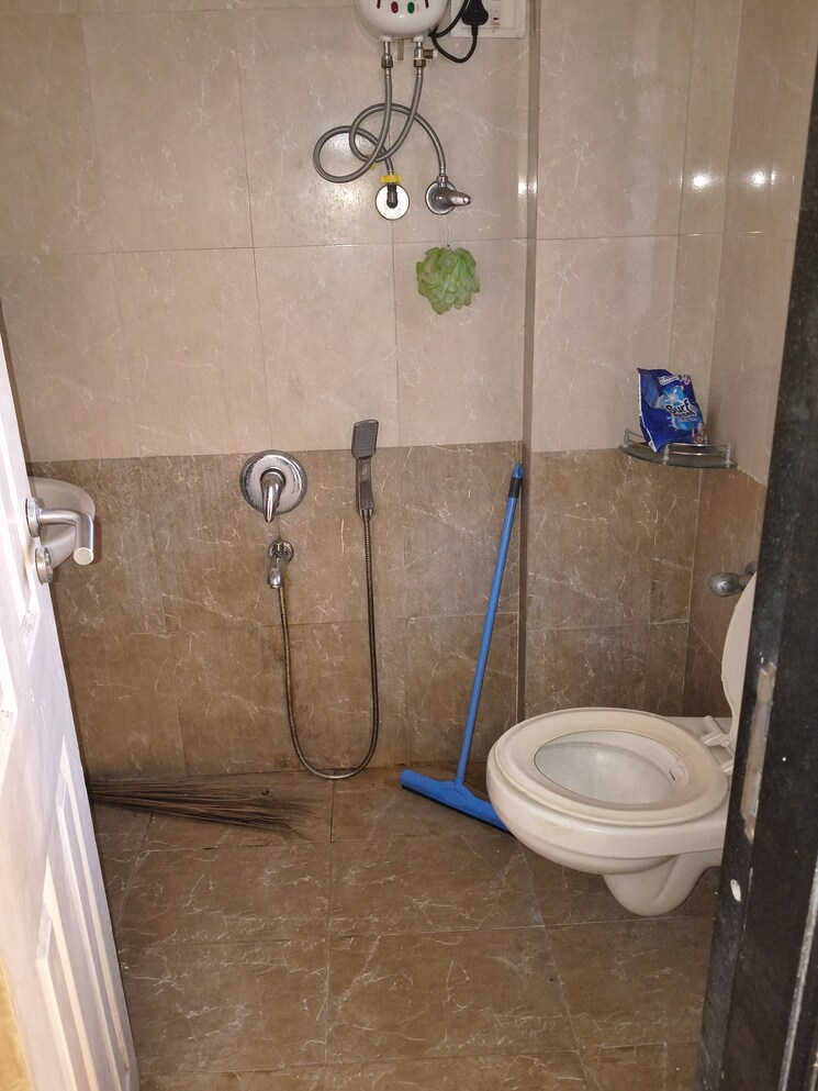 Bathroom, atul-blue-orbit 2 Bedroom 750 Sq.Ft. Apartment In Malad West Mumbai 9462316