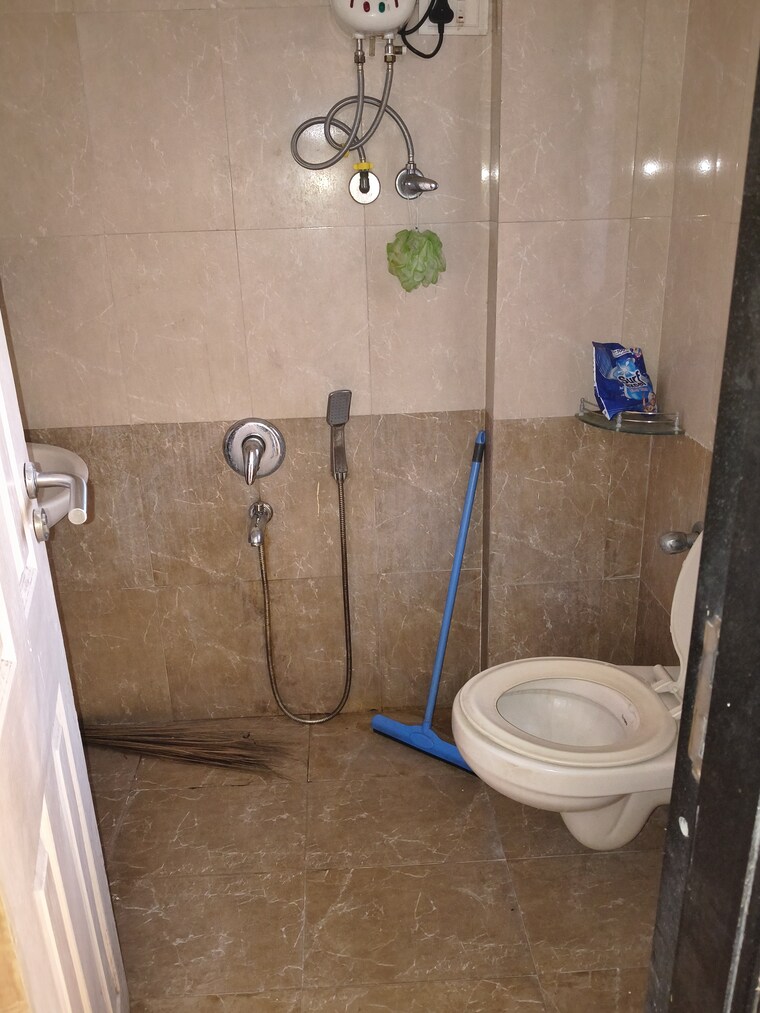 Bathroom, atul-blue-orbit 2 Bedroom 750 Sq.Ft. Apartment In Malad West Mumbai 9462316