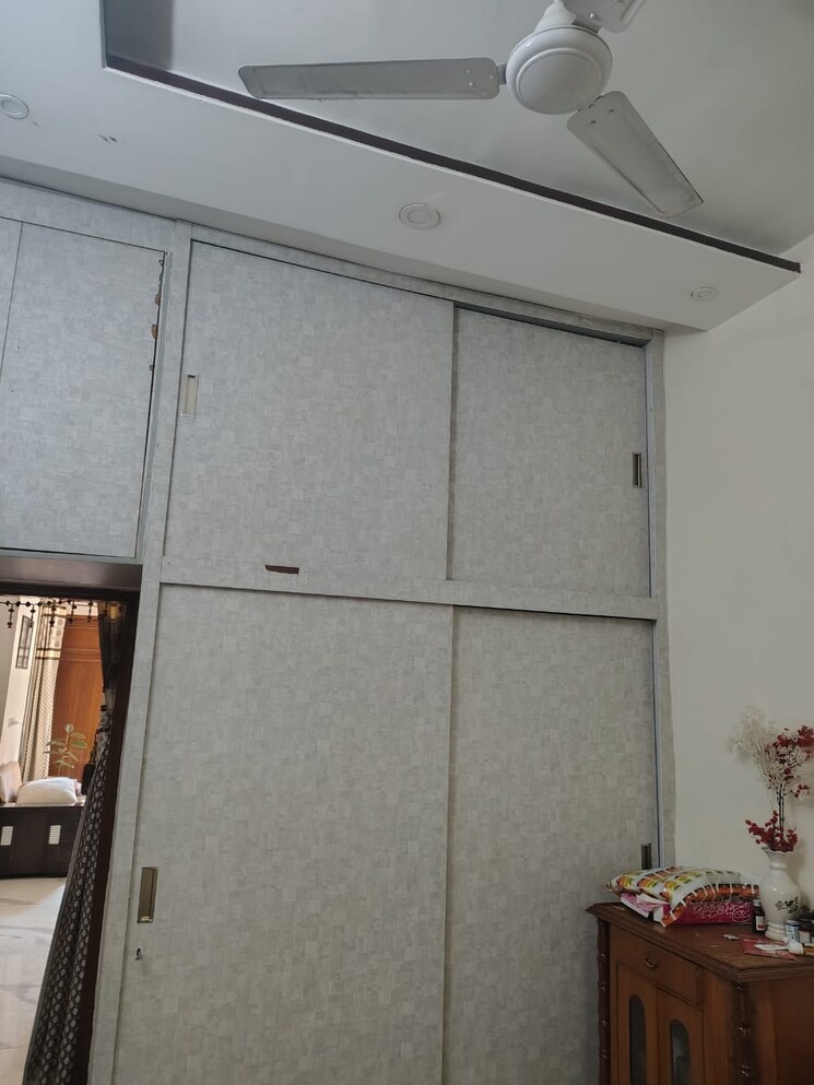 undefined, dhakoli 5 Bedroom 150 Sq.Yd. Builder Floor In Dhakoli Zirakpur 9462366