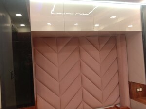 Furnished Amenities in 2 BHK Builder Floor at Dwarka Mor – for Sale