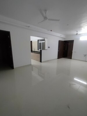Team Area in 2 BHK Apartment at Rahul Arcus, Baner – for Rent