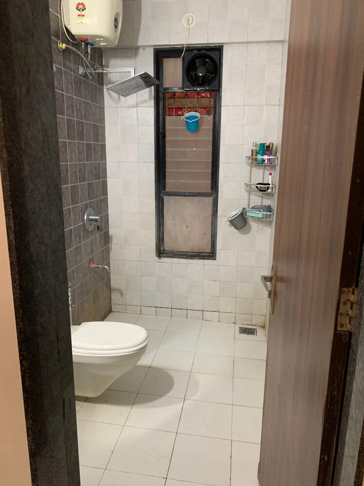 Bathroom, mont-vert-belair 4 Bedroom 11000 Sq.Ft. Apartment In Bhugaon Pune 9462348