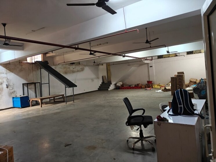 Gym, sector 63 Commercial Industrial Plot 5400 Sq.Ft. In Sector 63 Noida 9462393