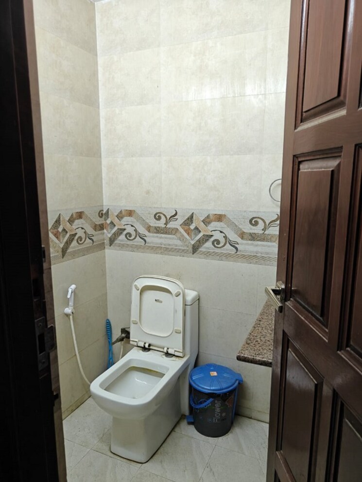 Bathroom, sector 63 Commercial Industrial Plot 5400 Sq.Ft. In Sector 63 Noida 9462393