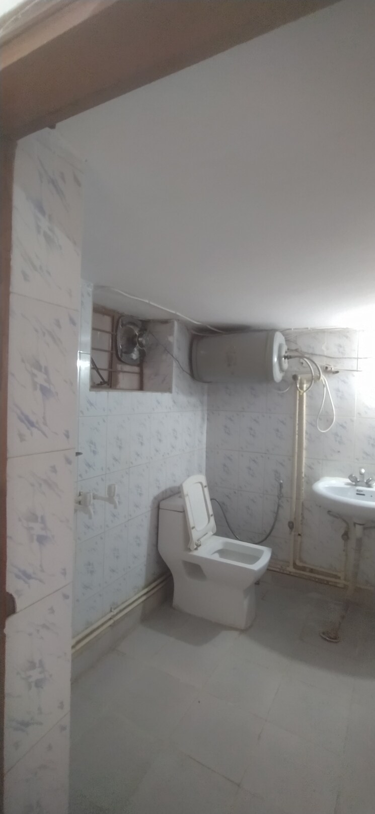 Attached Bathroom, malviya nagar 2 Bedroom 670 Sq.Ft. Builder Floor In Malviya Nagar Delhi 9462414