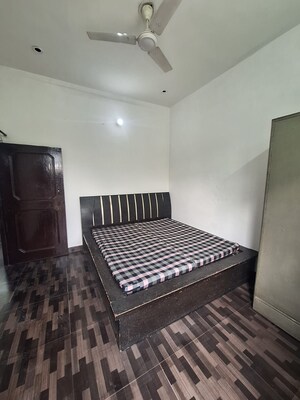1 BHK Builder Floor For Rent in Ansal Plaza Sector-23, Sector 23