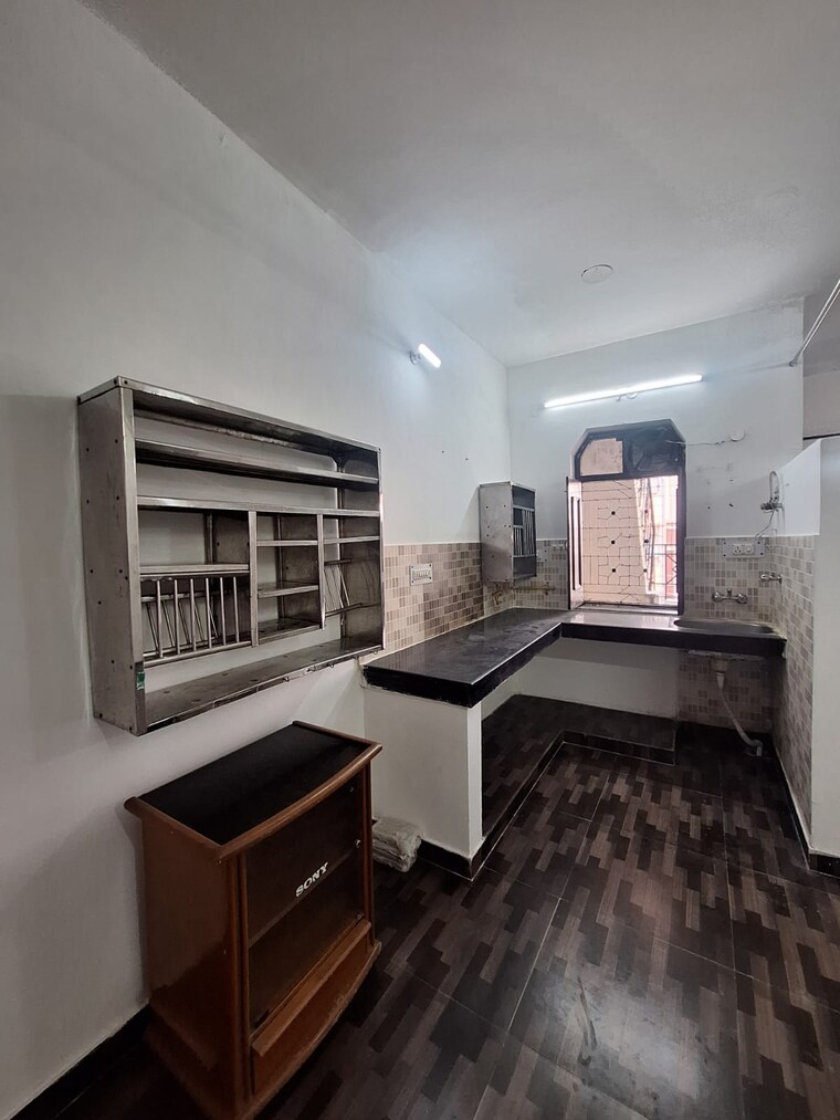 Kitchen, ansal-plaza-sector-23 1 Bedroom 700 Sq.Ft. Builder Floor In Sector 23 Gurgaon 9462413