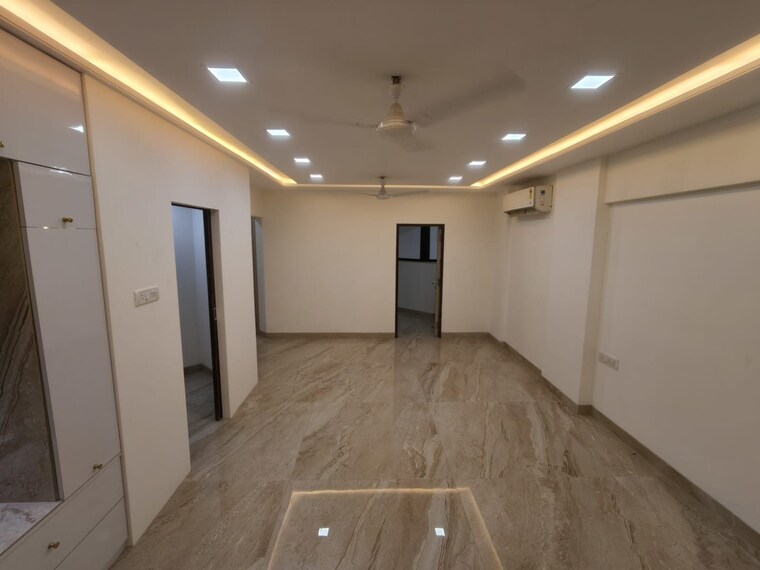 Room, khar west 2.5 Bedroom 1250 Sq.Ft. Apartment In Khar West Mumbai 9462421