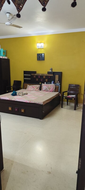 Bedroom in 4 BHK Independent House at RWA Apartments Sector 51, Sector 51 – for Rent