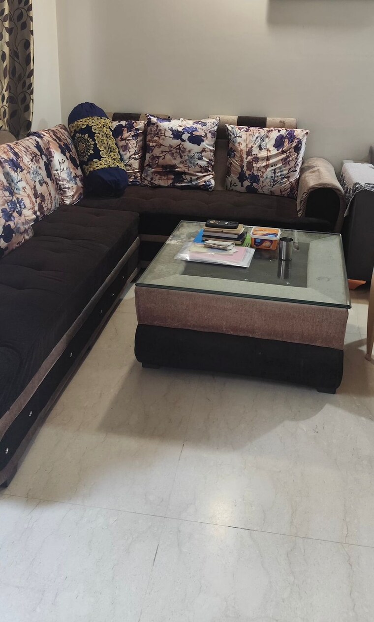 Bedroom, rwa-apartments-sector-51 4 Bedroom 450 Sq.Mt. Independent House In Sector 51 Noida 9462439