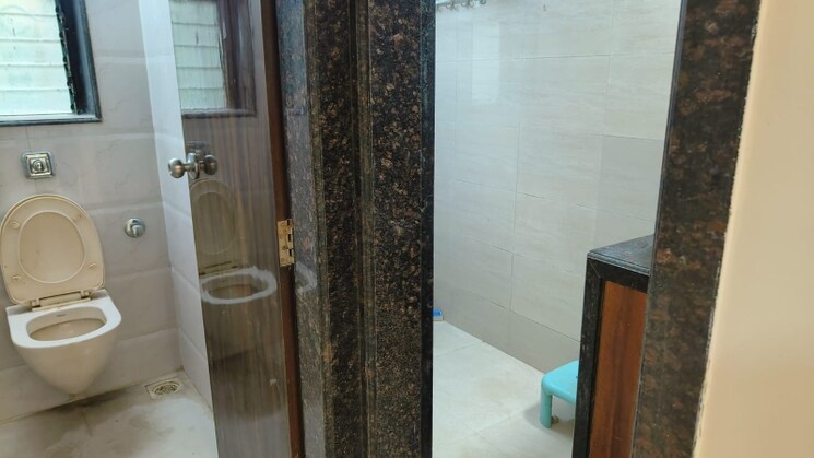 Bathroom, rose-garden-chs-santacruz 2 Bedroom 655 Sq.Ft. Apartment In Santacruz East Mumbai 9462478