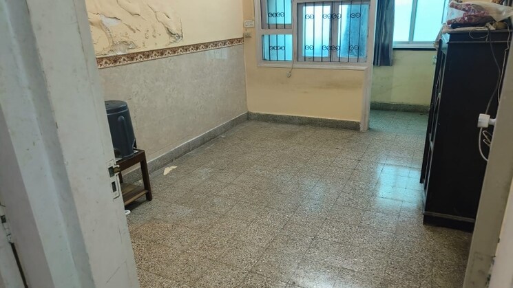  Parking, rose-garden-chs-santacruz 2 Bedroom 655 Sq.Ft. Apartment In Santacruz East Mumbai 9462478