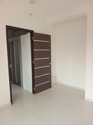 Furnished Amenities in 2 BHK Apartment at Tiara Hills, Mira Road – for Rent