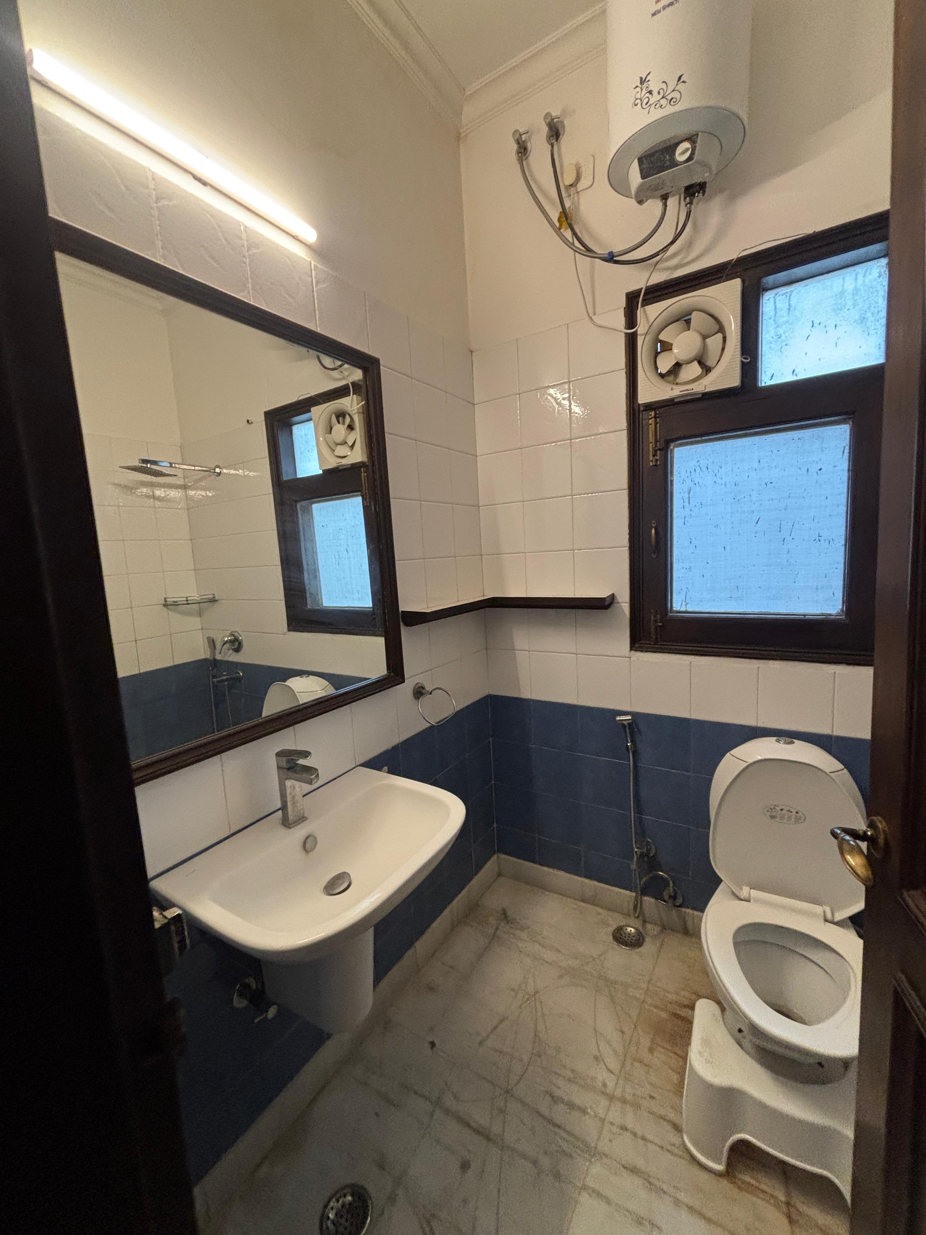 3 BHK Builder Floor For Rent in Greater Kailash 3