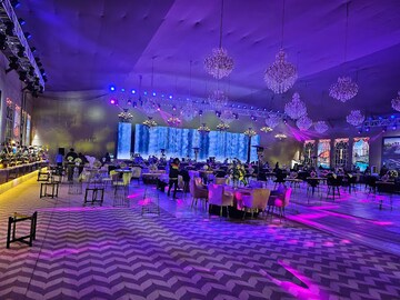  4 BHK Apartment at Ivory County, Sector 115 – for Sale