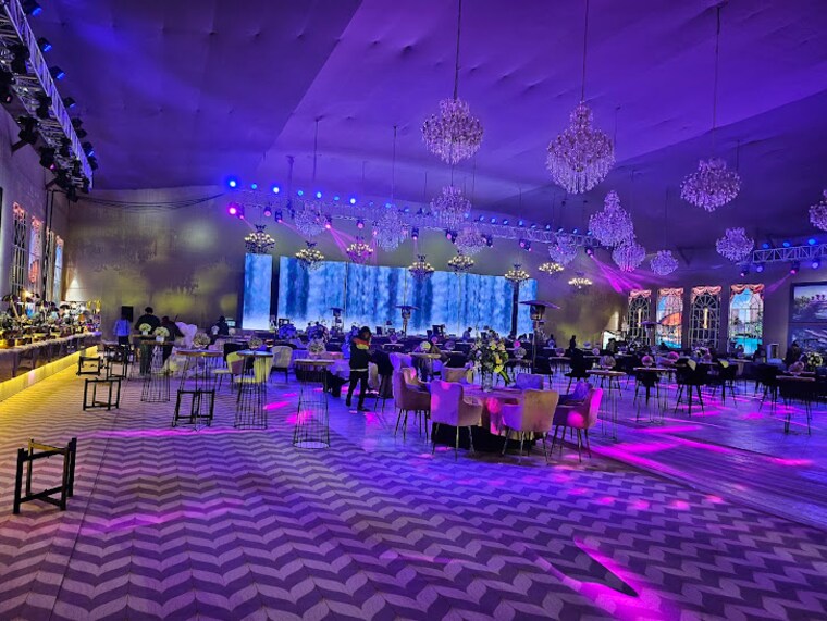 Other, ivory-county 4 Bedroom 2727 Sq.Ft. Apartment In Sector 115 Noida 9462447