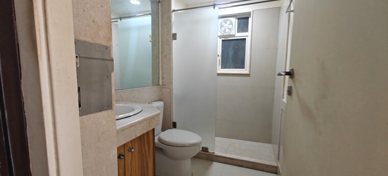 Bathroom, hiranandani-gardens-torino 3 Bedroom 1460 Sq.Ft. Apartment In Powai Mumbai 9462473