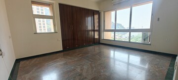 Room in 3 BHK Apartment at Hiranandani Gardens Torino, Powai – for Rent