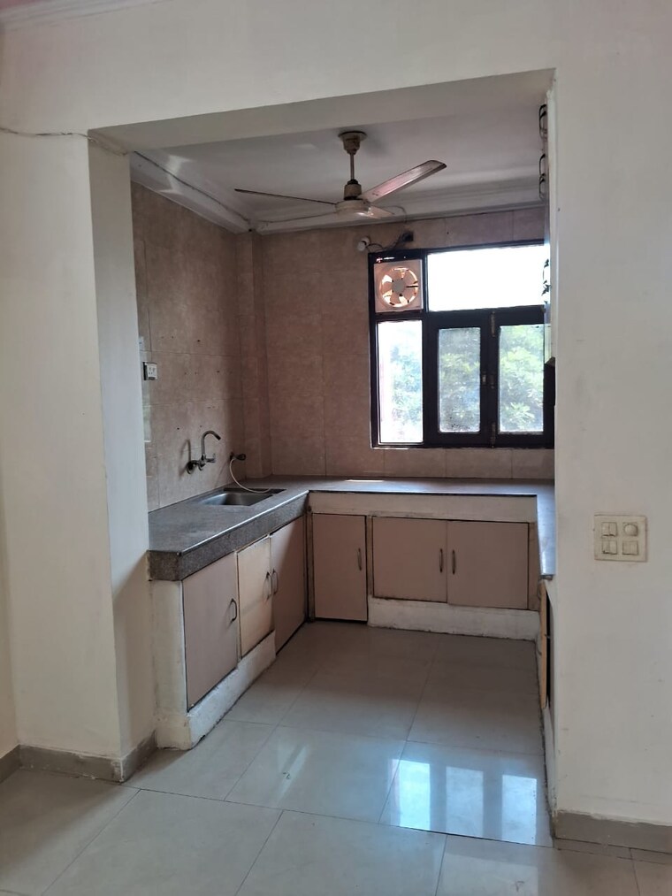 Kitchen, amrapali-zodiac 2 Bedroom 950 Sq.Ft. Apartment In Sector 120 Noida 9462469