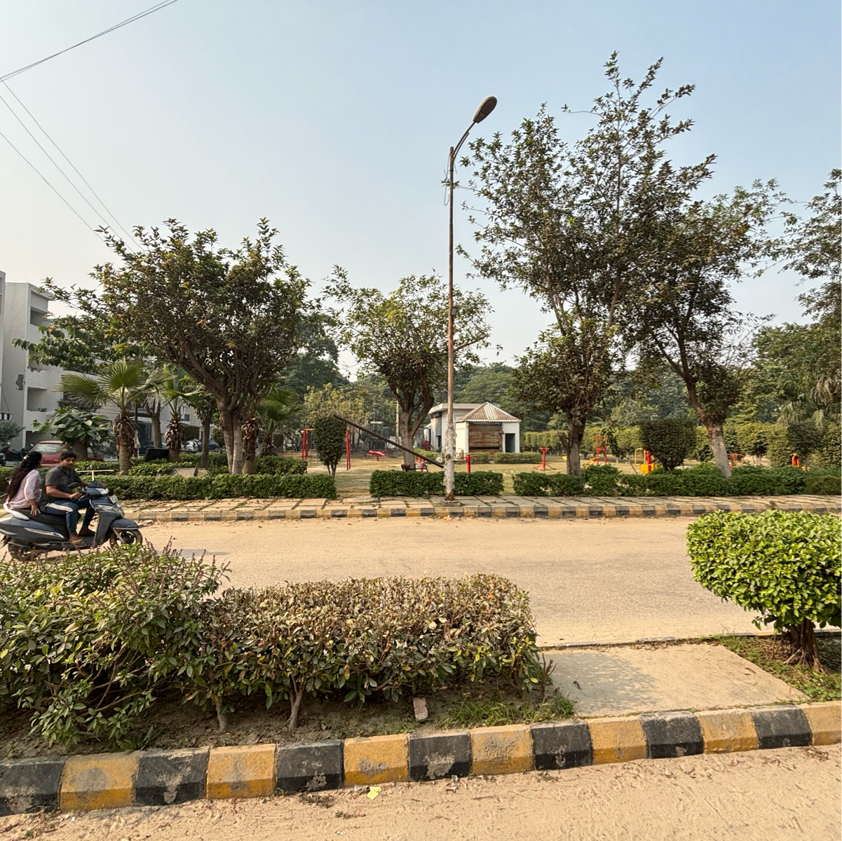 4 BHK Builder Floor For Rent in Sare Springview Floors