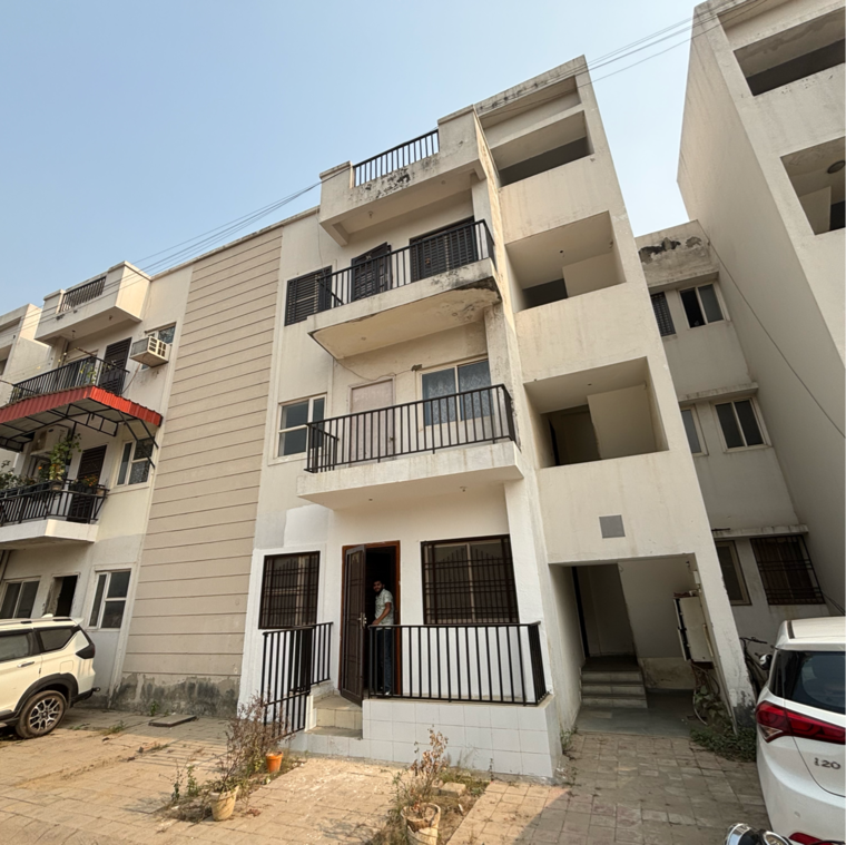 Exterior View, sare-springview-floors 4 Bedroom 1300 Sq.Ft. Builder Floor In Lal Kuan Ghaziabad 9462486