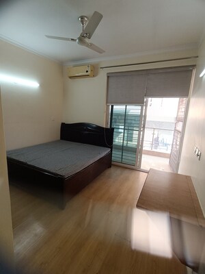 Room in 3 BHK Builder Floor at Ansal API Esencia, Sector 67 – for Rent