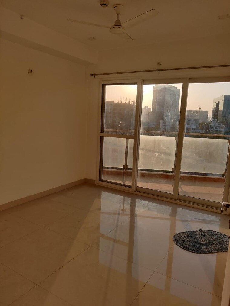 Room, gm-kenjale-emirus 3 Bedroom 1500 Sq.Ft. Apartment In Baner Pune 9462476