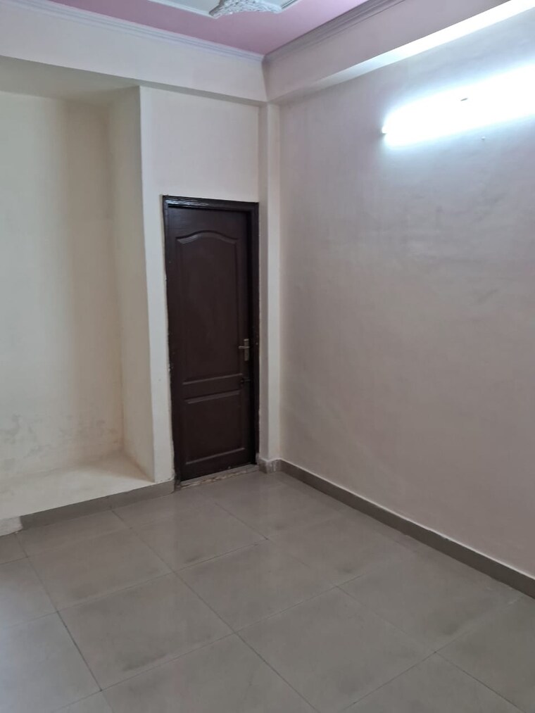 Room, rwa-apartments-sector-122 2 Bedroom 1500 Sq.Ft. Independent House In Sector 122 Noida 9462489