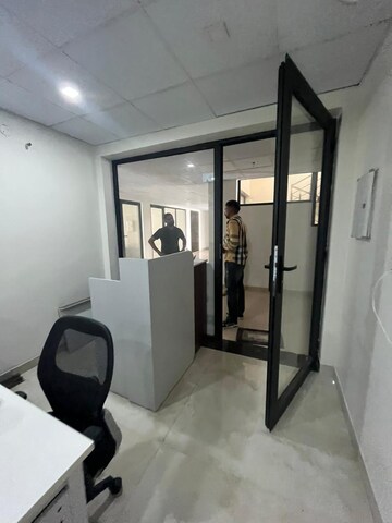  Office Space For Rent in New Aster Plaza, International Airport Road