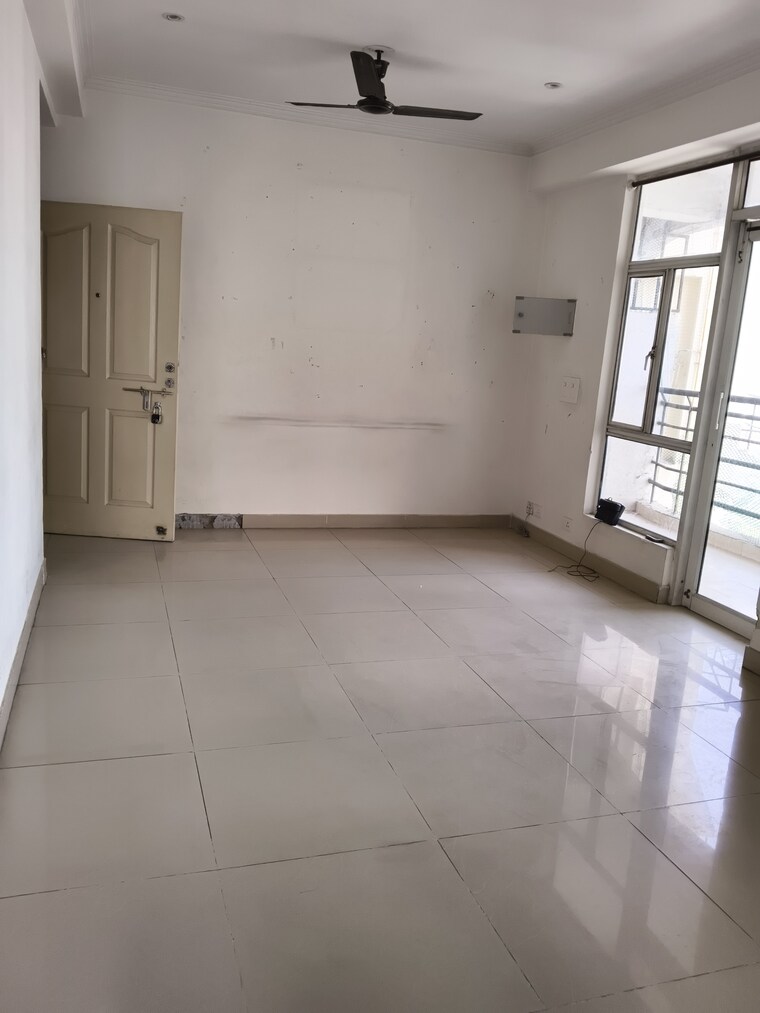Room, gaur-grandeur 2 Bedroom 1085 Sq.Ft. Apartment In Sector 119 Noida 9462542