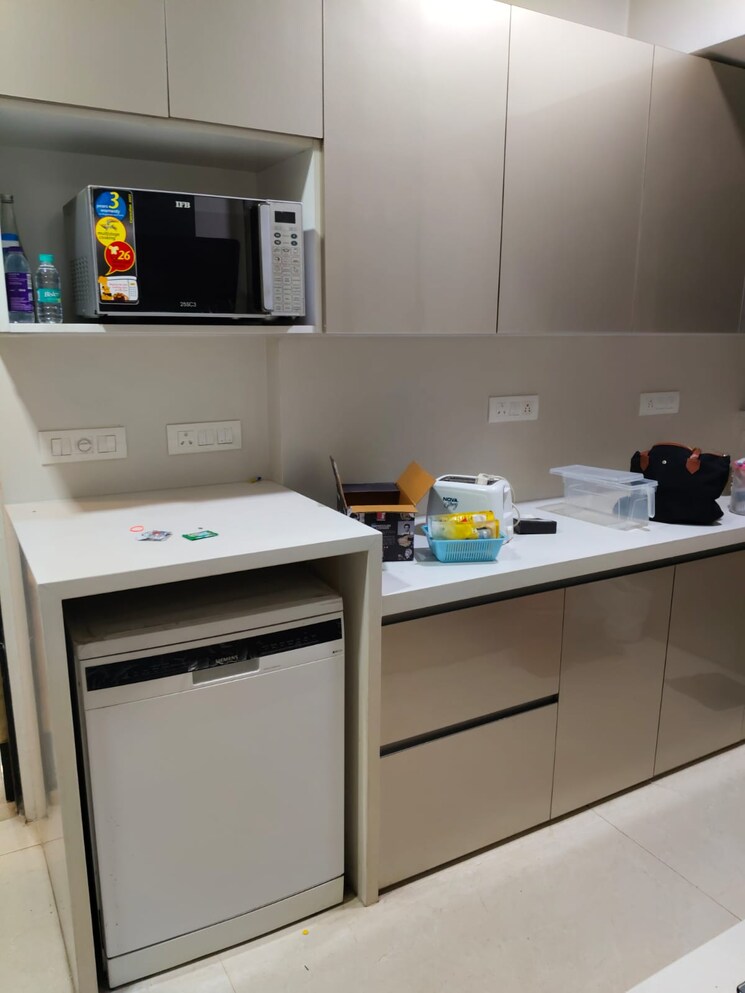 Kitchen, hiranandani-meadows 2.5 Bedroom 805 Sq.Ft. Apartment In Manpada Thane 9462537