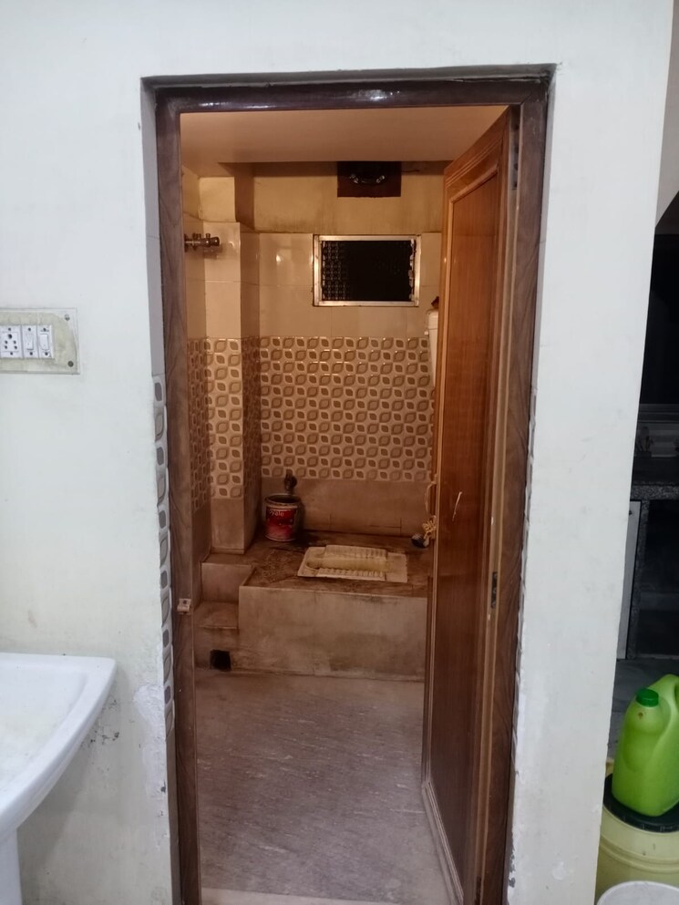 Bathroom, panihati 3 Bedroom 951 Sq.Ft. Apartment In Panihati Kolkata 9462565