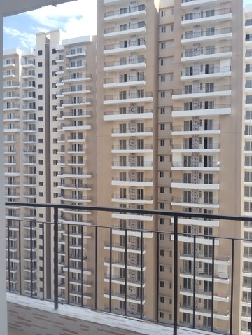 1 BHK Apartment – Exterior View View at Amrapali Silicon City, Sector 76 - for Rent